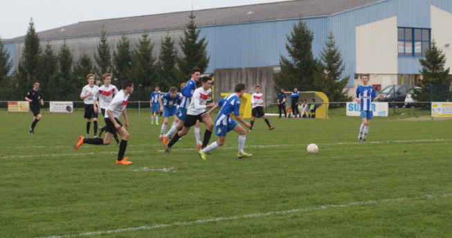 U15: Des buts, de la joie et une qualification en 1/4 de finale!