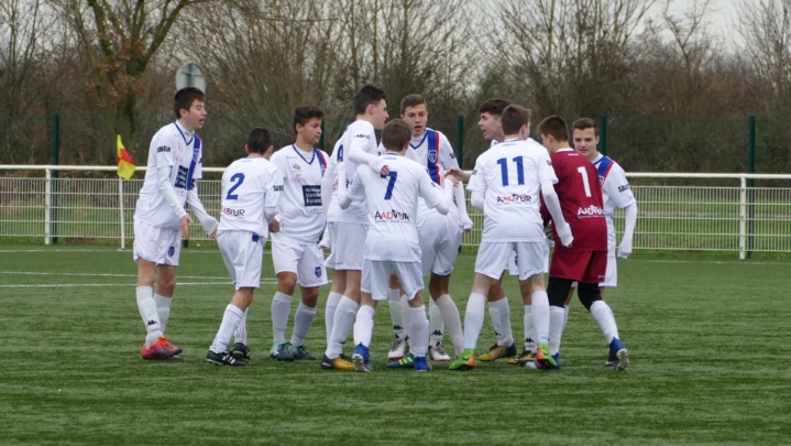 U17 PH: SFT - LA ROCHE SUR YON VF2 LES BLANCS À LA HAUTEUR DE L'ÉVÉNEMENT