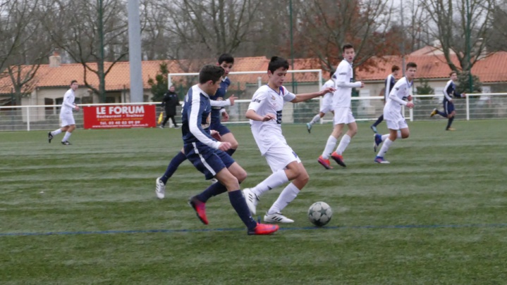 U17 PH: Saint Sebastien FC - Sympho Foot Treillières. LES BLANCS PASSENT AU TRAVERS