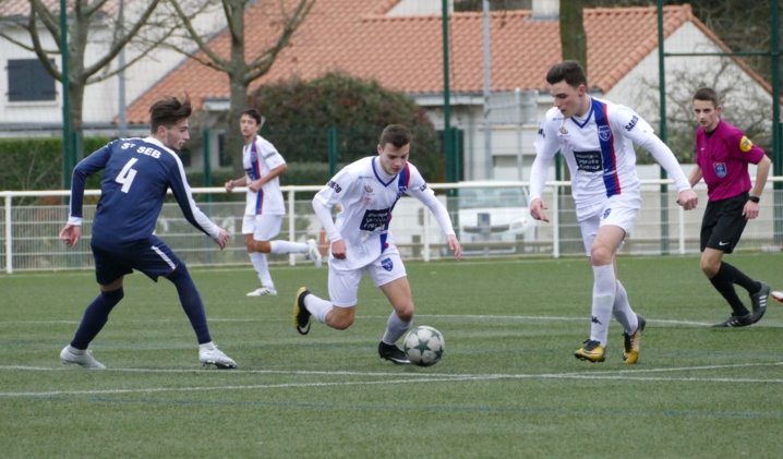 U17 PH: Saint Sebastien FC - Sympho Foot Treillières. LES BLANCS PASSENT AU TRAVERS