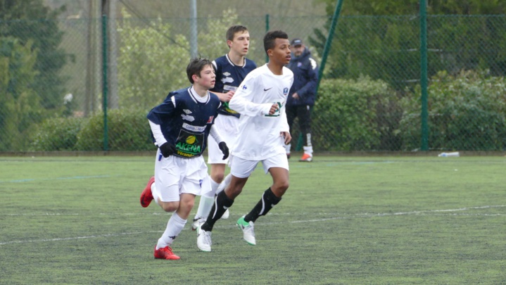 U17 PH: La Roche VF - Sympho Foot Treillières. LES BLANCS TIENNENT TETE AU LEADER!