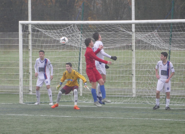 U17 R2: SFT - SAUMUR OFC: Un contenu trop juste pour espérer gagner 
