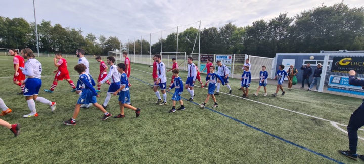 Dimanche 17 octobre: jour de match de Coupe au Stade de la Rinçais: les photos! Dimanche 17 octobre: jour de match de Coupe au Stade de la Rinçais: les photos!