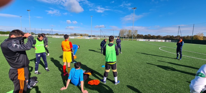 4 novembre 2021: 3 éducateurs de la SFT en formation CFF2 obtiennent leur Licence Animateur FFF !  4 novembre 2021: 3 éducateurs de la SFT en formation CFF2 obtiennent leur Licence Animateur FFF !