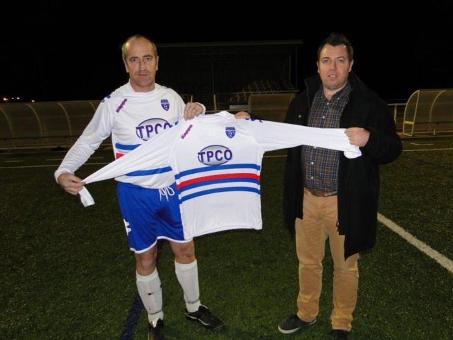 Richard Ducoin (Président, et joueur Loisir) et David Le Mignot (Représentant de TPCO, et Dirigeant U10-U11) Richard Ducoin (Président, et joueur Loisir) et David Le Mignot (Représentant de TPCO, et Dirigeant U10-U11)