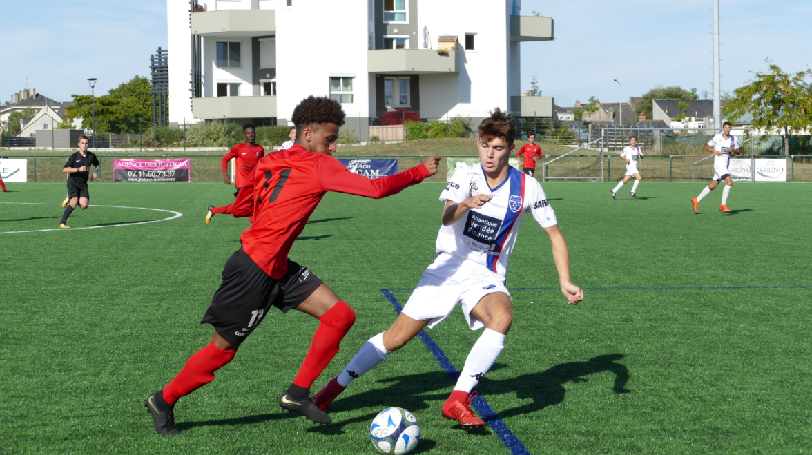 U17 R2: 1ère journée: Angers Sca-SFT: Une rentrée des classes réussie!
