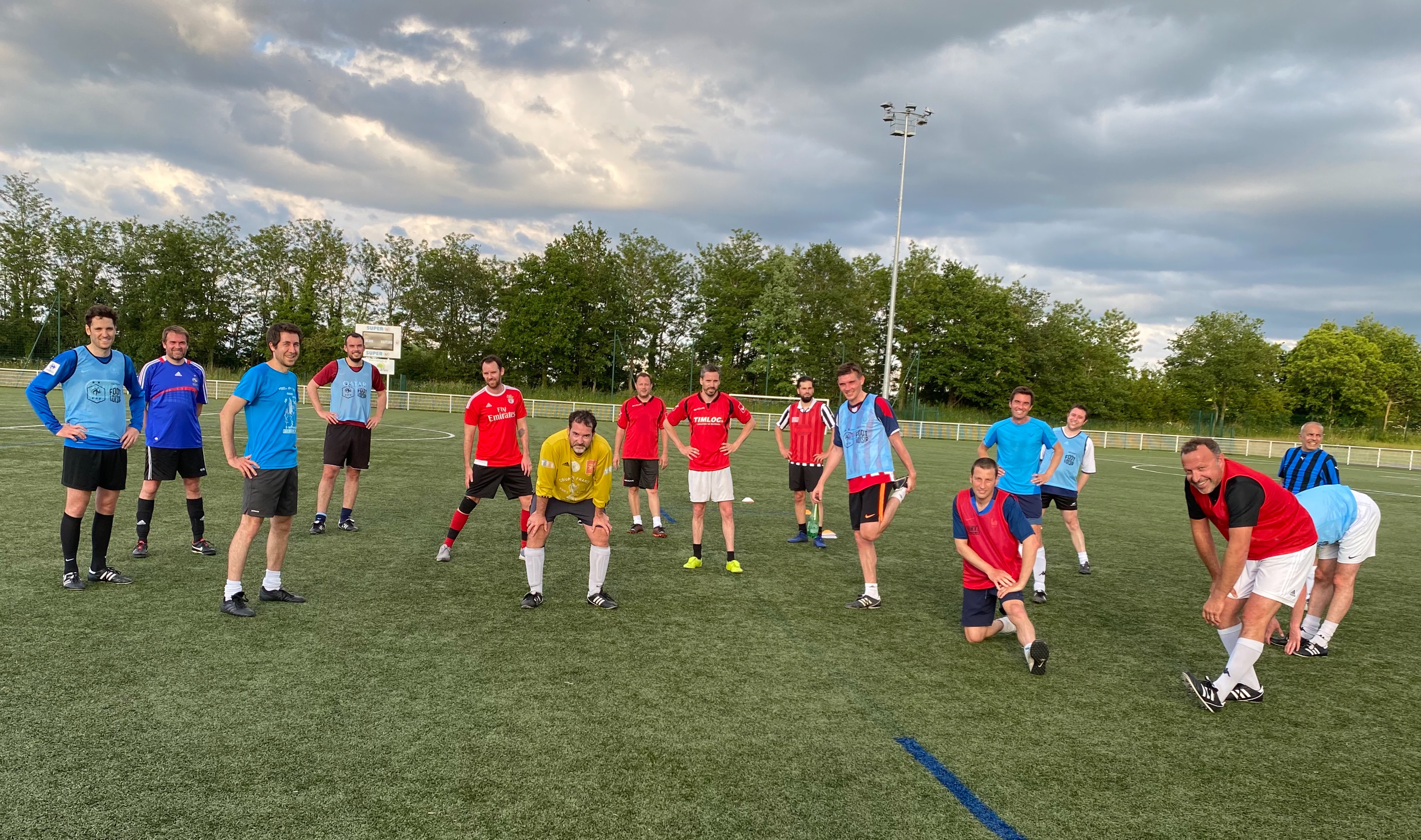 Vendredi 4 juin, météo  clémente: les loisirs et corpos ont repris l’entraînement !