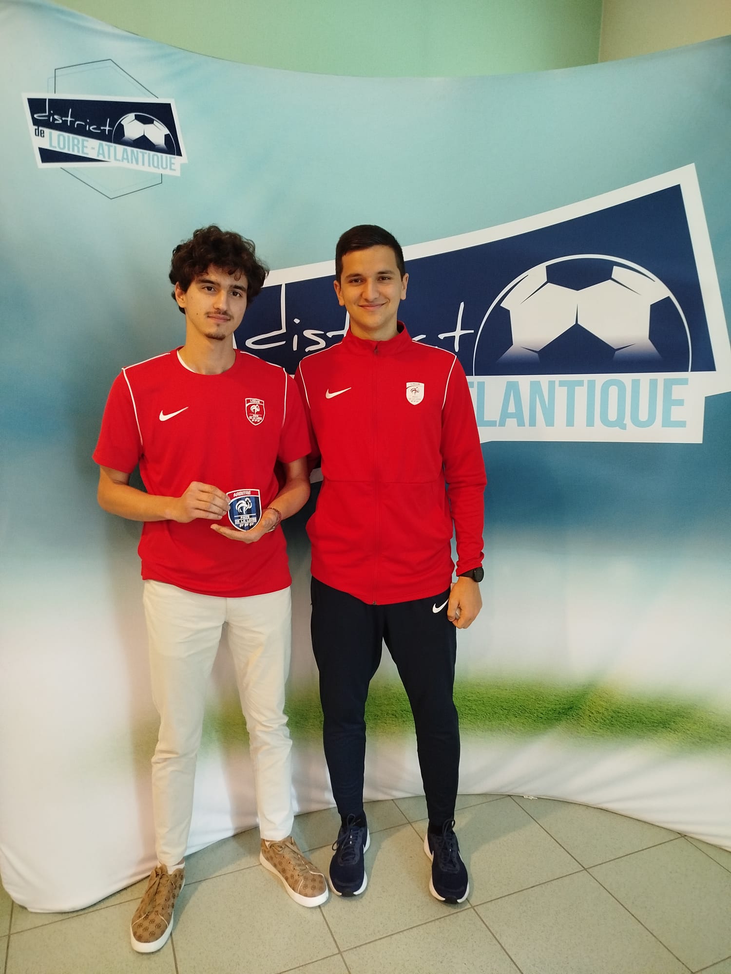 📣 Deux nouveaux arbitres officiels rejoignent le club !